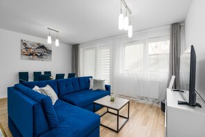 Apartment | Television - Sleepway Apartments - Strzelecka 29a-15 (Poznan)