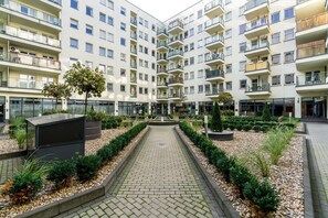 Front of property - Sleepway Apartments - Garbary 95-112a (Poznan)