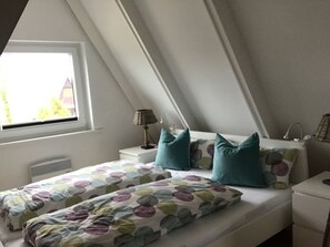 2 quartos, berço de viagem, Wi-Fi de cortesia