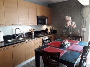 Fridge, microwave, oven, stovetop