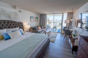 Iron/ironing board, Internet, bed sheets - High floor, Newly furnished Condo at Island Colony in Waikiki! (Honolulu)