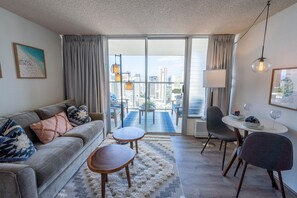 TV - High floor, Newly furnished Condo at Island Colony in Waikiki! (Honolulu)