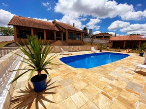 Piscina all'aperto