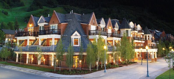 المنشأة من الخارج