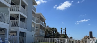 Gulf front 2 bed 2 bath, private elevator on 3rd floor