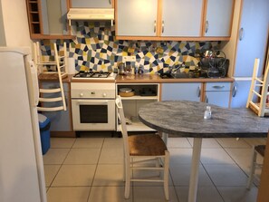 Private kitchen - Quiet house near Lens, Arras, Vimy, Douai (Méricourt)