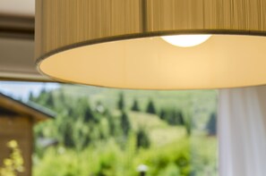 تفاصيل الفندق من الداخل