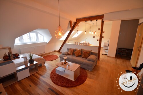 TOP * attic old building parquet !! NETFLIX & RELAX, 2 beds