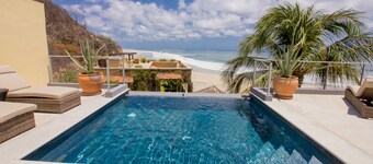 Casa en La Playa, Oceano Pacifico Surfing, (golf a minutos)