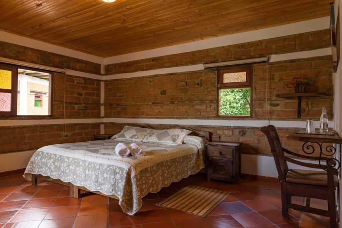2 bedrooms, free WiFi