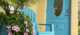 Safety Harbor - Tropical Oasis