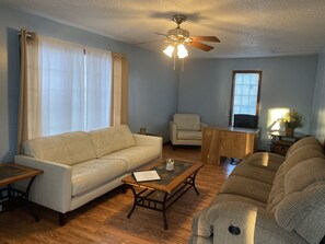 Smart TV - Heaven House (Ridgeway)