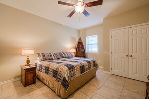 6 bedrooms, free WiFi, bed sheets, wheelchair access