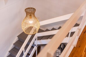 Interior detail - Coastal Cottage - Cannonvale (Cannonvale)