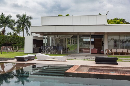 Luxury Home with Private Pool