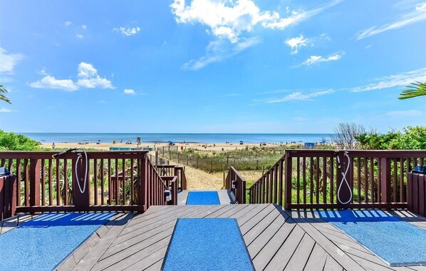 Property grounds - The Capri is loved by many as it just steps from the beach! (Ocean City)