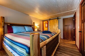 3 chambres, fer et planche à repasser, literie fournie