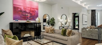 Private Historical Mansion,Luxury Home in Chicago’s Gold Coast, Event-Capable.