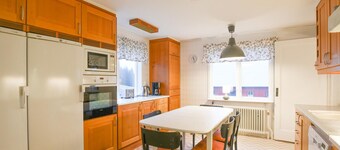 4 bedroom gorgeous home in Kalv