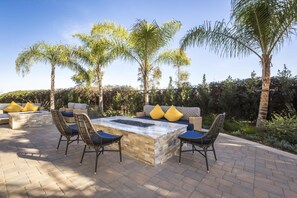 Terrace/patio - 2 Bedroom unit Available 4-09-23 to 4-16-23 (Carlsbad)