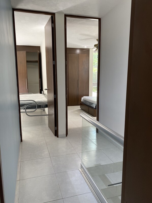 3 多间卧室、熨斗/熨衣板、WiFi、床单