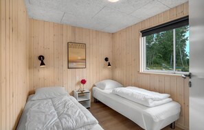 7 bedrooms, free WiFi