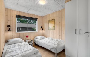 7 bedrooms, free WiFi