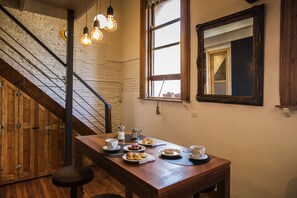 Dining - YOUR PLACE IN THE HEART OF BUENOS AIRES (CABA)