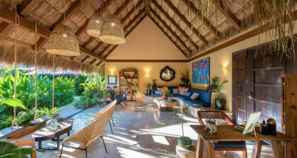 Villa Tayrona: Luxe Tropical Retreat for Groups
