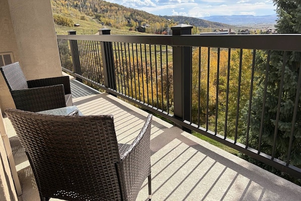 Grab Your Coffee and Wake Up to Amazing Views on the Deck