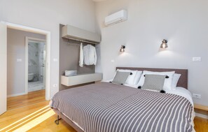4 chambres, lit de bébé portatif, accès au Wi-Fi (inclus)
