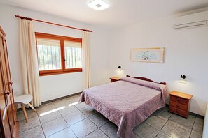 6 Schlafzimmer, Bügeleisen/Bügelbrett, WLAN, Bettwäsche