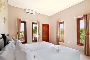 Villa, privézwembad, uitzicht op zwembad | 3 slaapkamers, een kluis op de kamer, gratis wifi, beddengoed