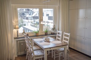 Apartment | In-room dining
