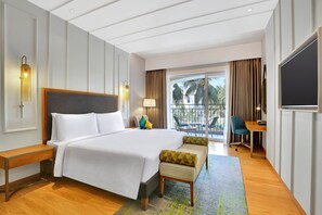 Premium bedding, minibar, in-room safe, desk