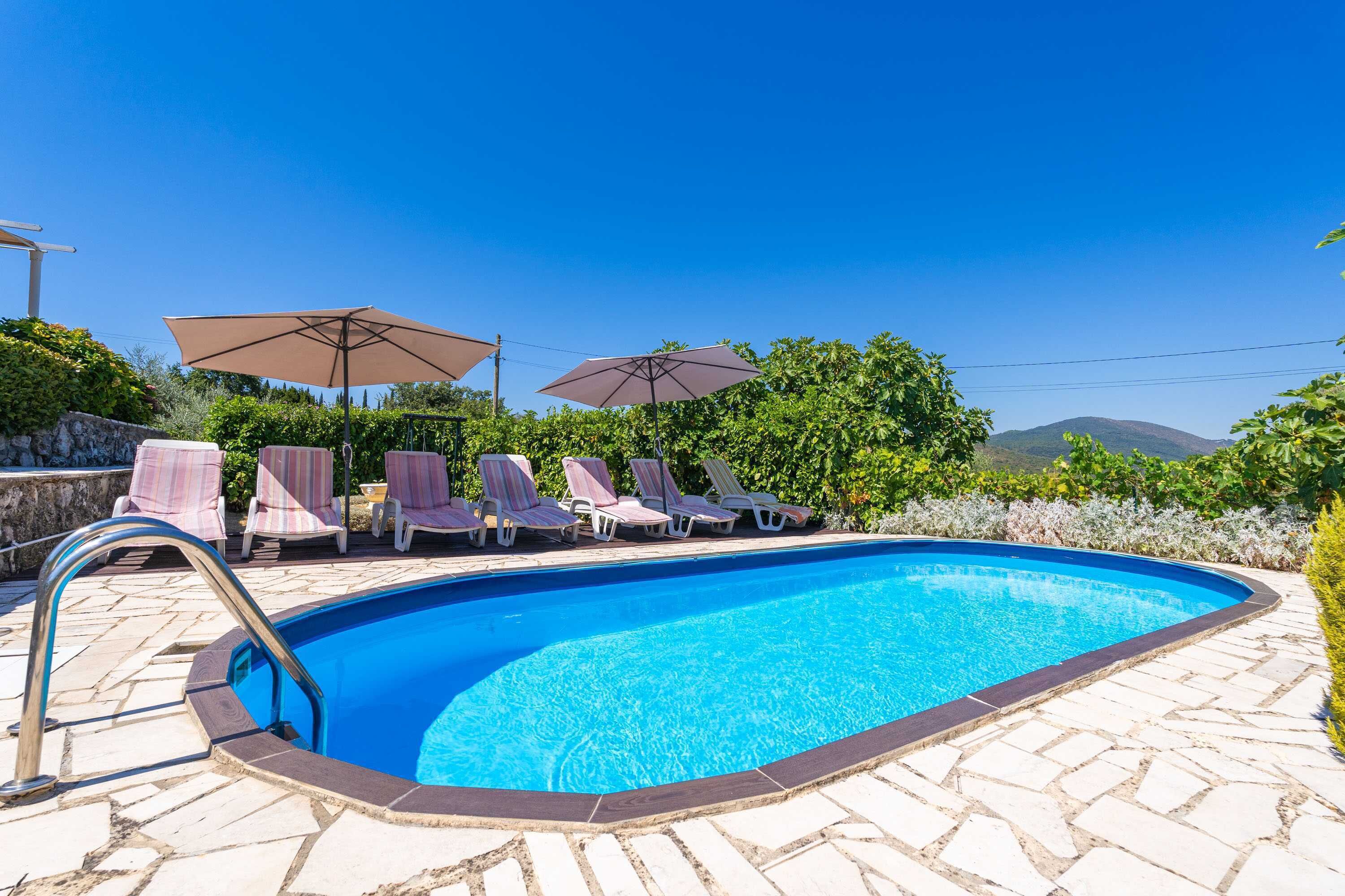 Villa (Three Bedroom Apartment with Terrace ) | Pool