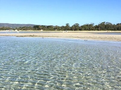 Perfect Family Getaway -  Walk to everything