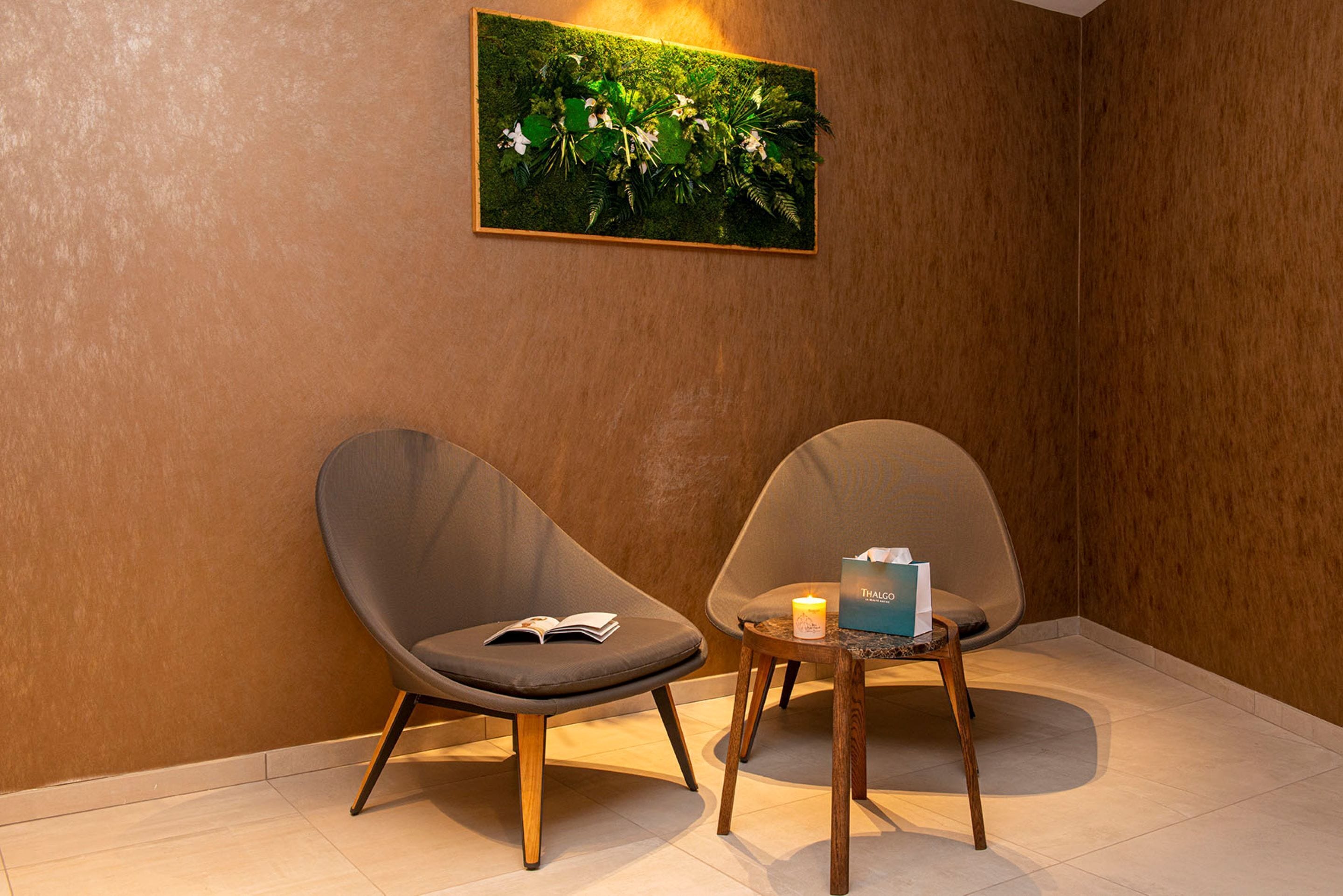 couples treatment room(s), body treatments, body scrubs, facials