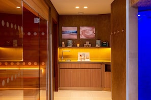 Couples treatment rooms, body treatments, body scrubs, facials