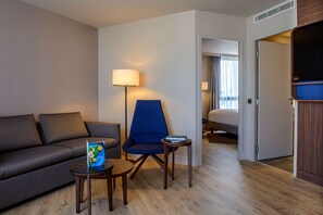 Premium bedding, minibar, in-room safe, desk - Radisson Blu Hotel, Rouen Centre (Rouen)