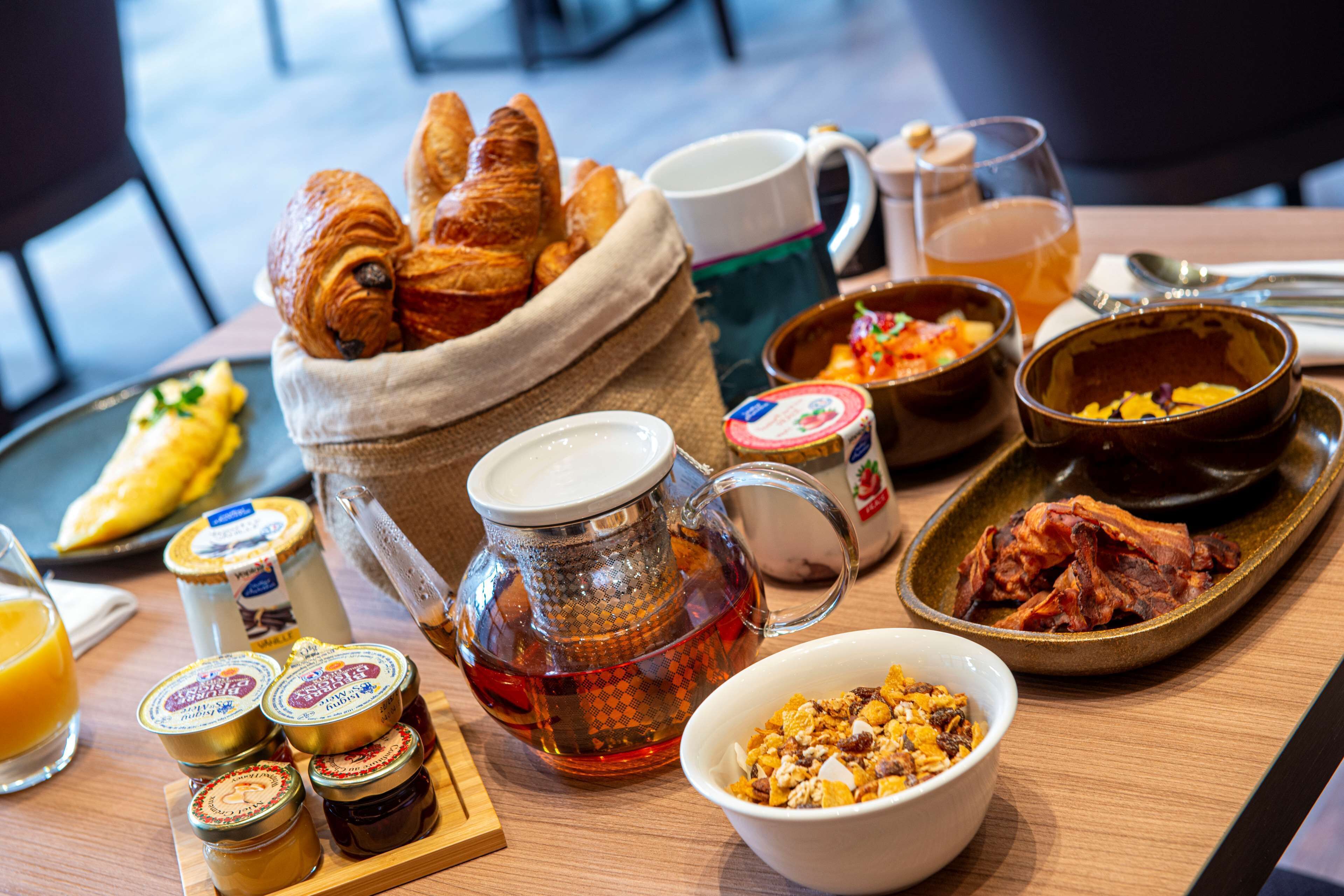 매일 뷔페 아침 식사(1인당 EUR 25)