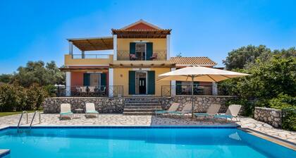 Villa Eleni | Private Pool & Sea View | Sleeps 6 people