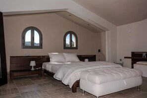 Luxury Villa | 4 bedrooms, desk, laptop workspace, blackout curtains - Villa Elegio by CorfuEscapes (Corfu)