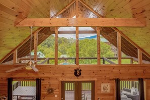 Interior - Luxury 7-Bedroom Cabin With Theater, Hot Tub & Resort Pool Near Dollywood (Sevierville)