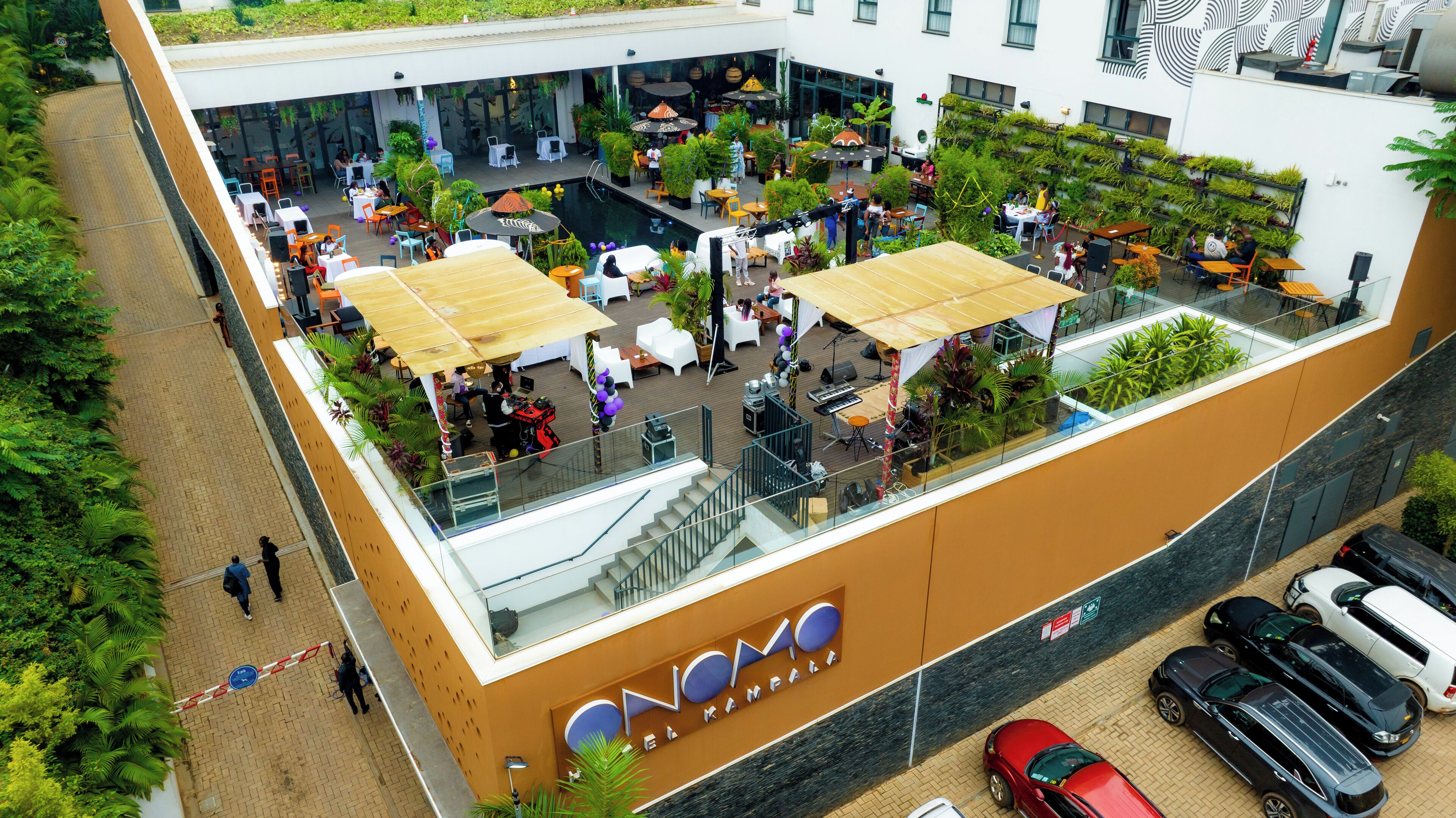 المنشأة من الخارج