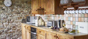 Barn Conversion With Indoor Swimming Pool In Stunning Rural Location Near Ocean