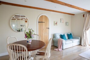 Interior - Luxury Cottage With Indoor Swimming Pool In Stunning Rural Location Near Ocean (Bude)