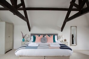 1 bedroom, WiFi - Barn Conversion With Indoor Swimming Pool In Stunning Rural Location Near Ocean (Bude)