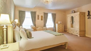 3 soverom, strykejern/-brett, wi-fi (inkludert) og sengetøy