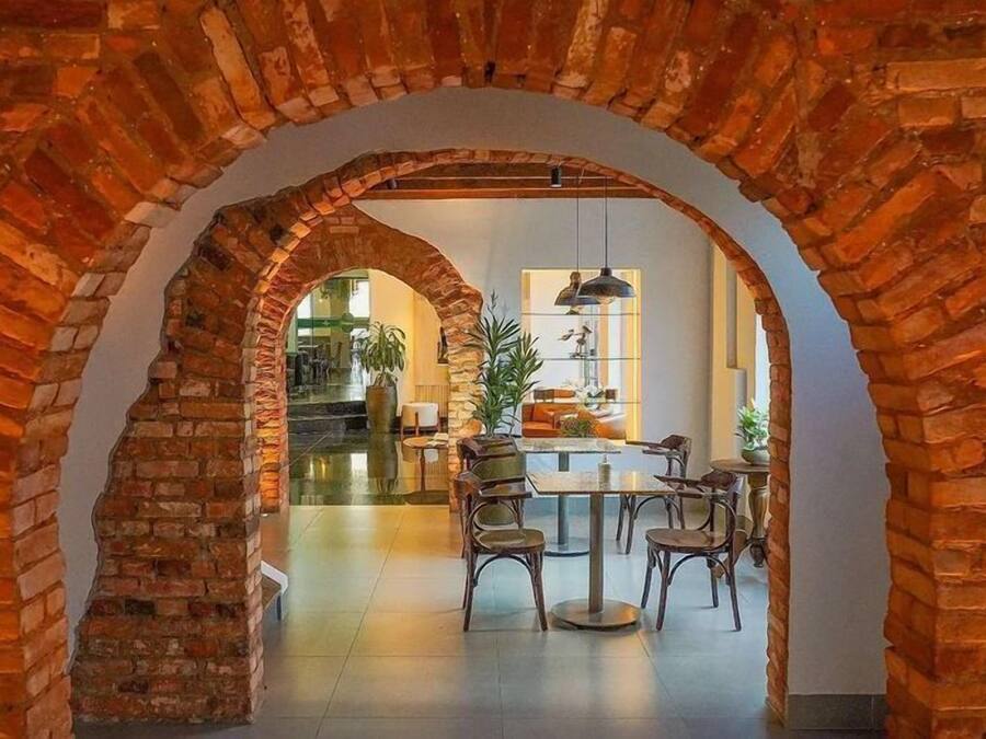 Televisión LCD 22 pulgadas con canales de televisión digitales